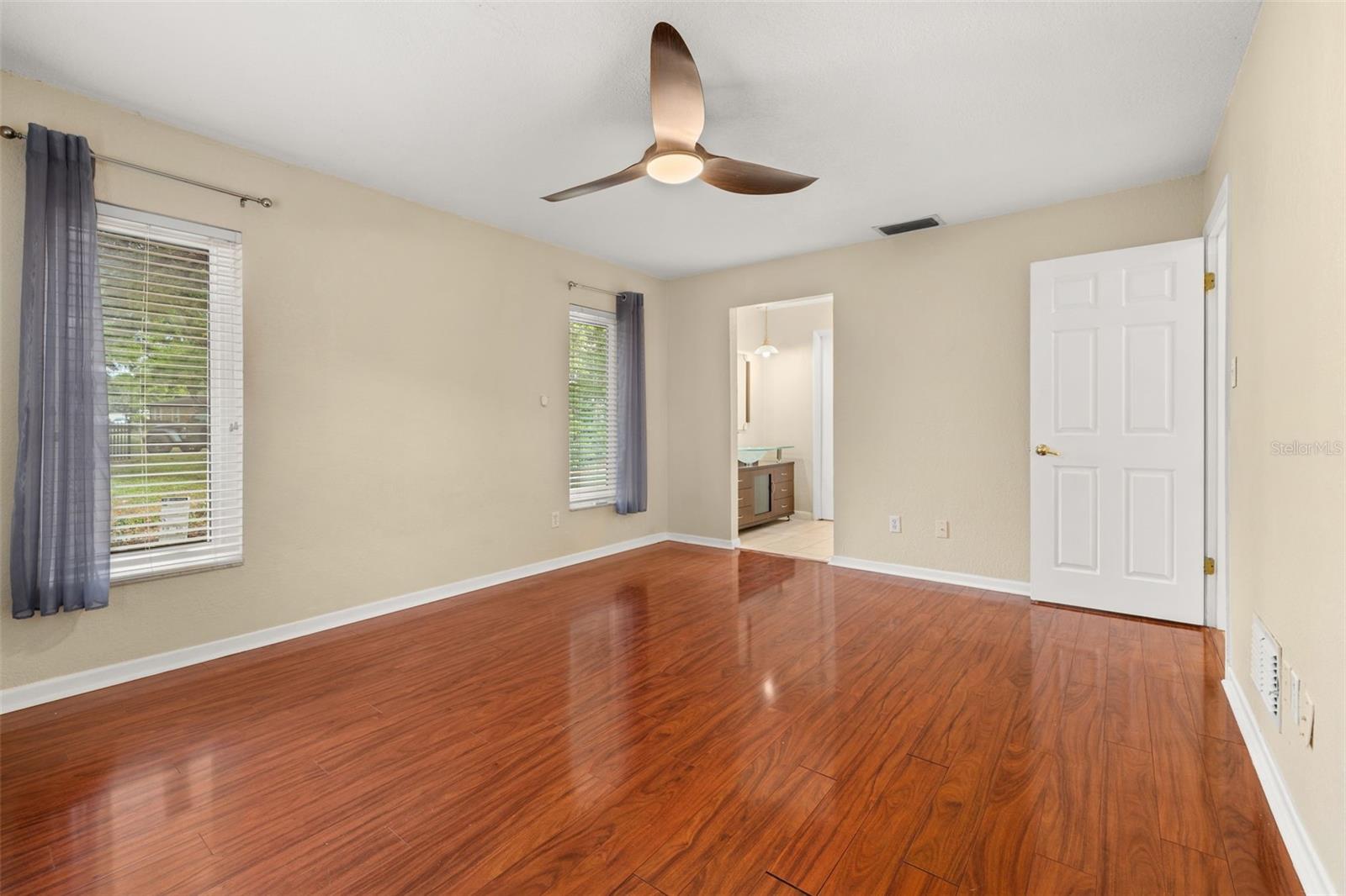 SWEETWATER OAKS SEC 04 - Residential