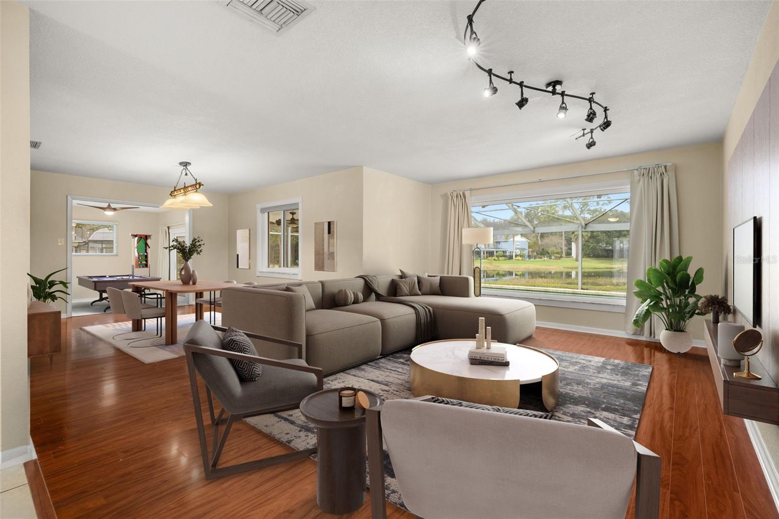 SWEETWATER OAKS SEC 04 - Residential