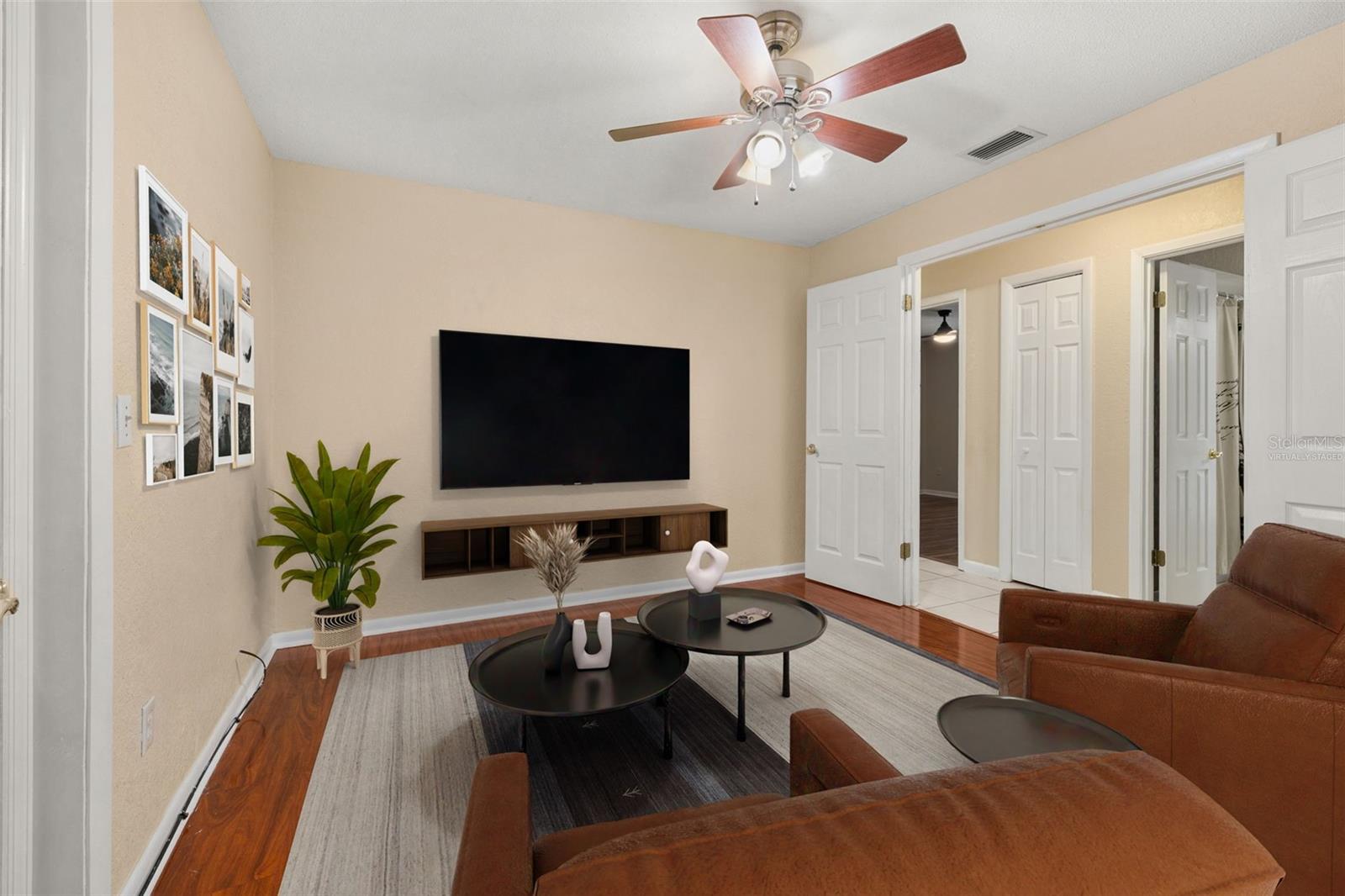 SWEETWATER OAKS SEC 04 - Residential