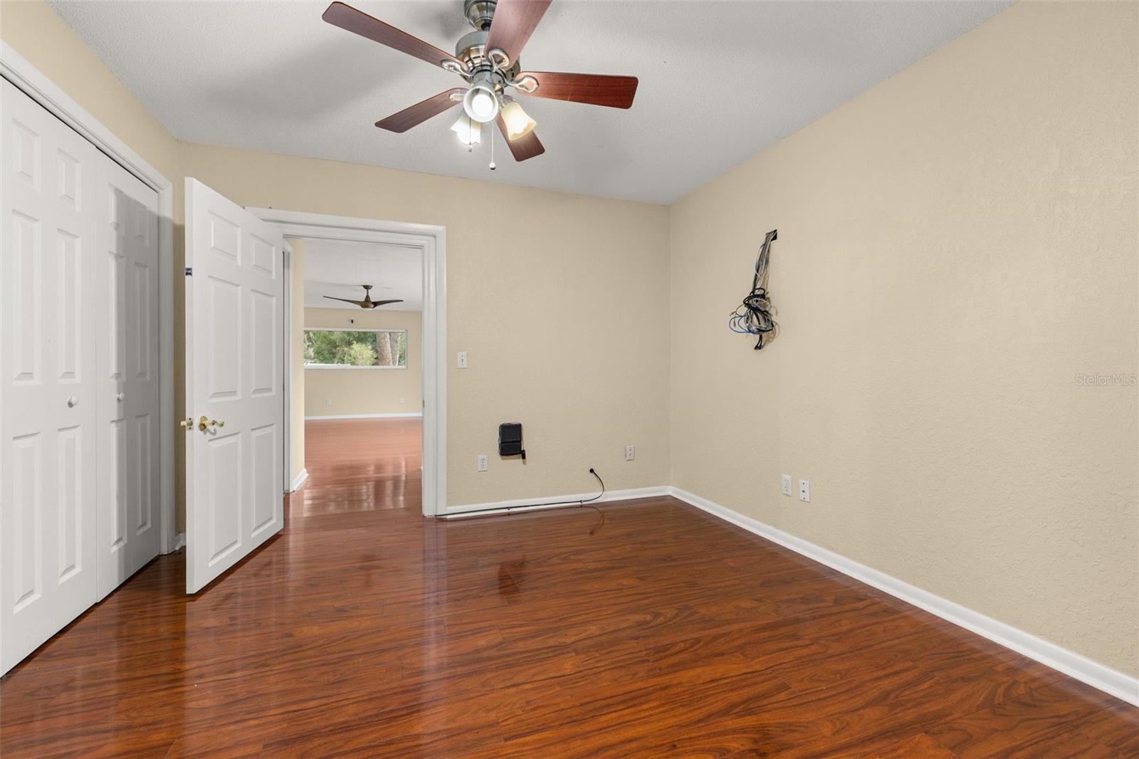 SWEETWATER OAKS SEC 04 - Residential