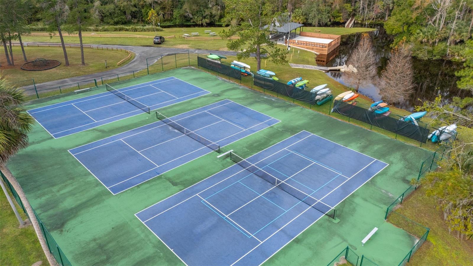 SWEETWATER OAKS SEC 04 - Residential