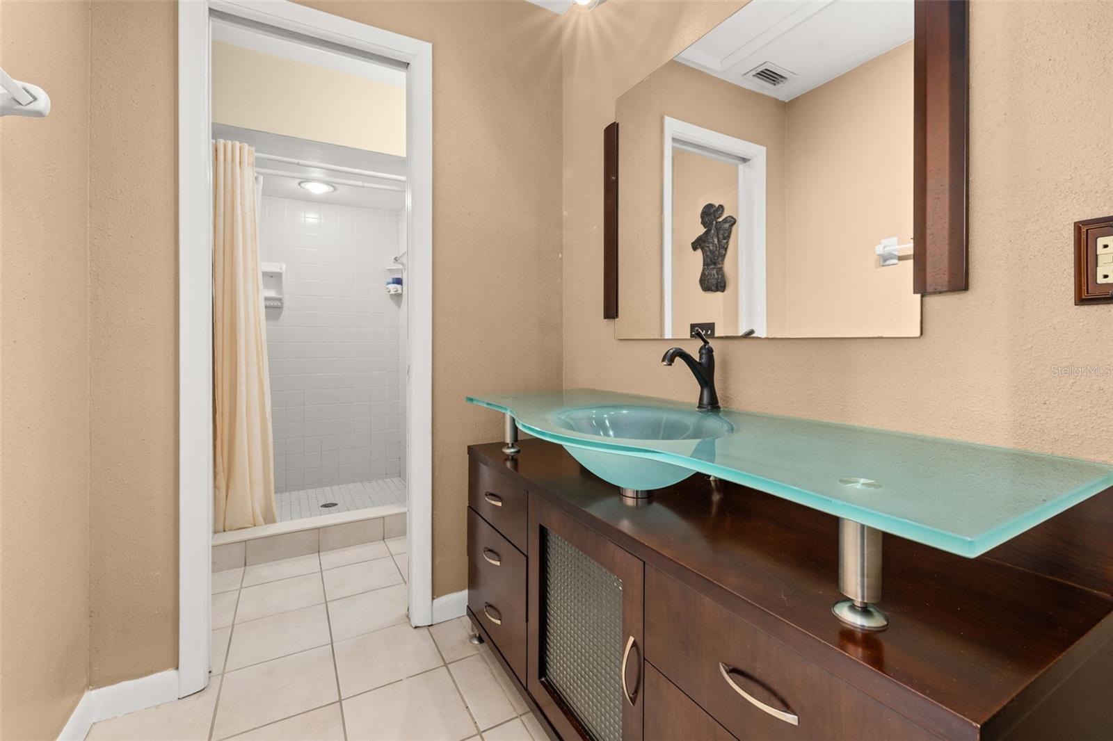 SWEETWATER OAKS SEC 04 - Residential