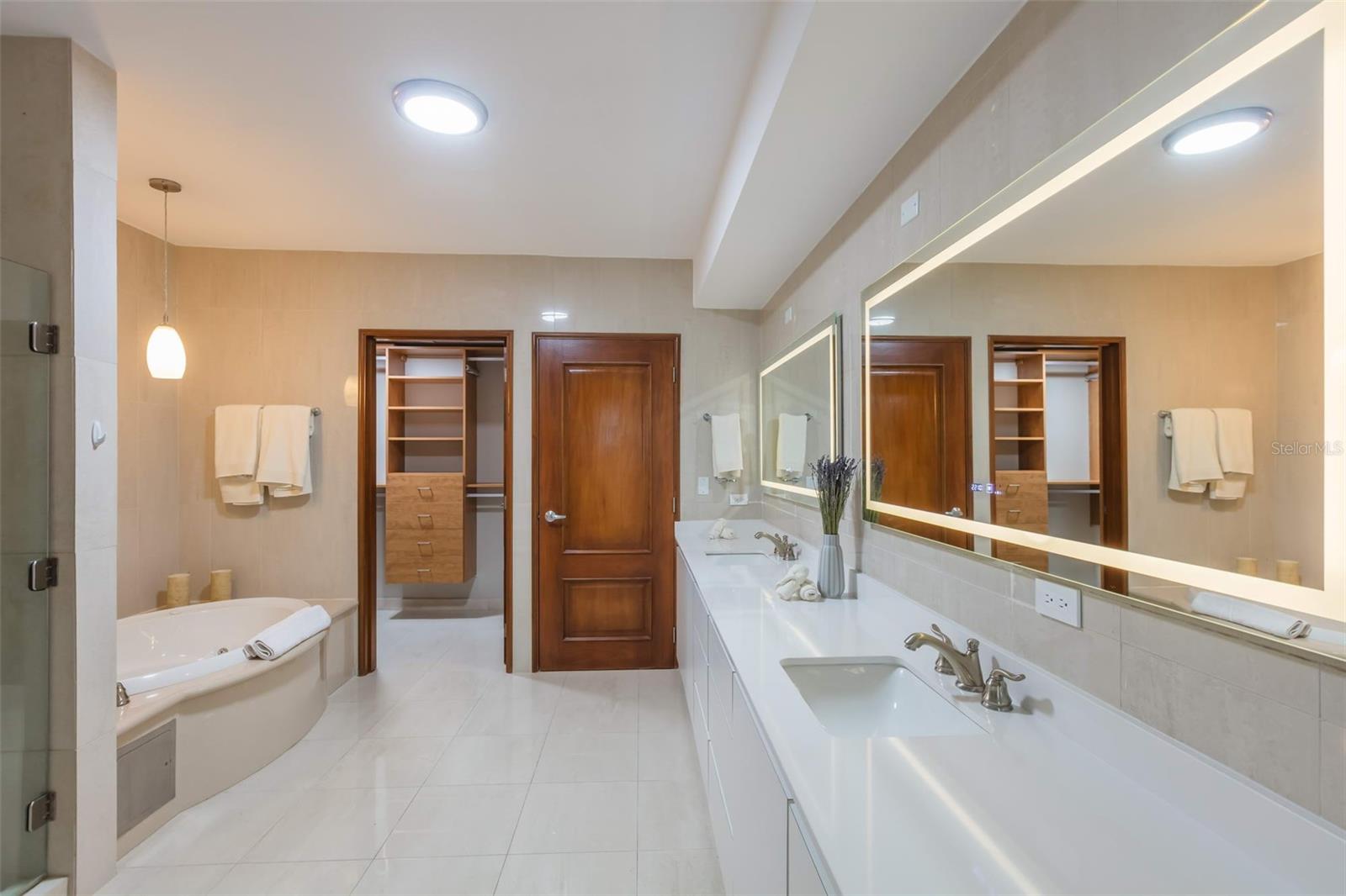 COND. ACQUAMARINA - Residential