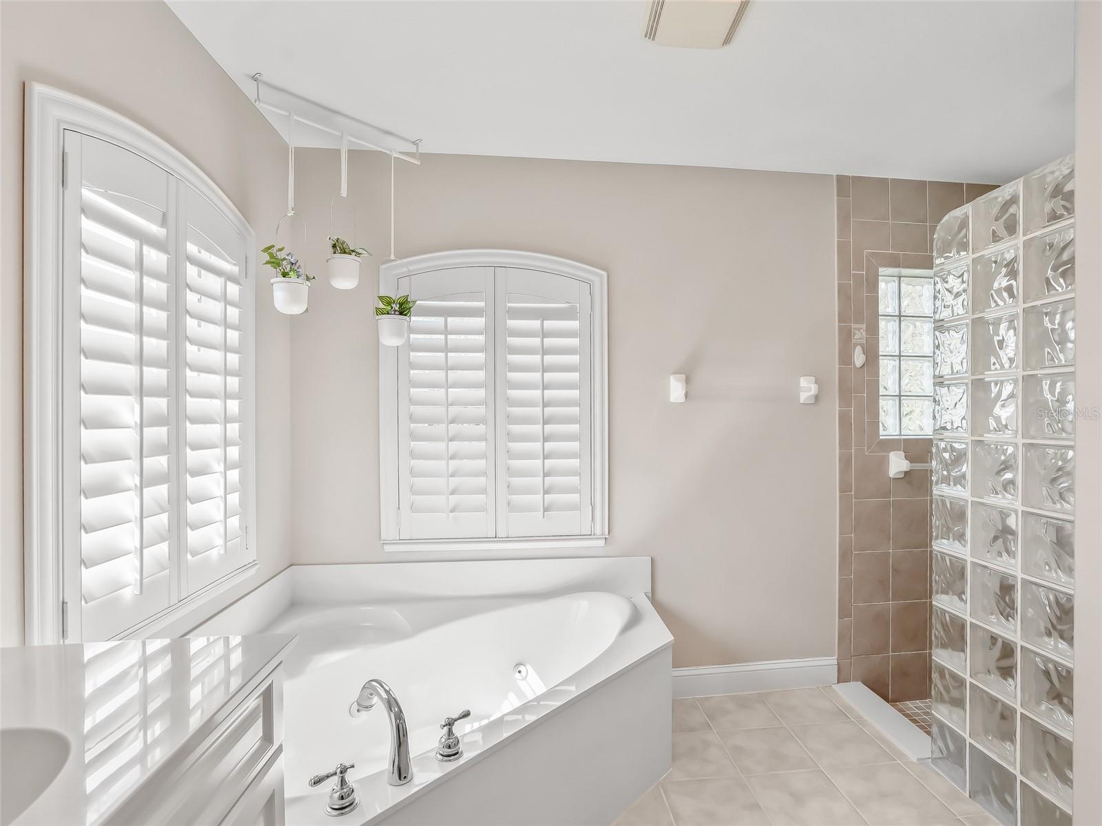 SADDLEBROOK EQUESTRIAN PARK - Residential