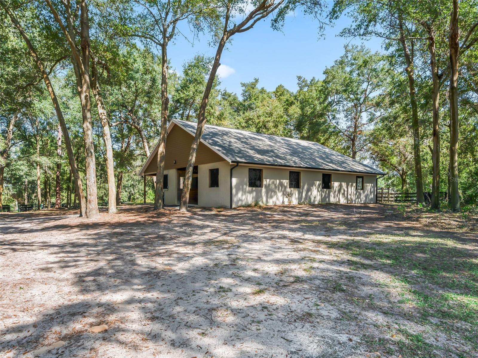 SADDLEBROOK EQUESTRIAN PARK - Residential