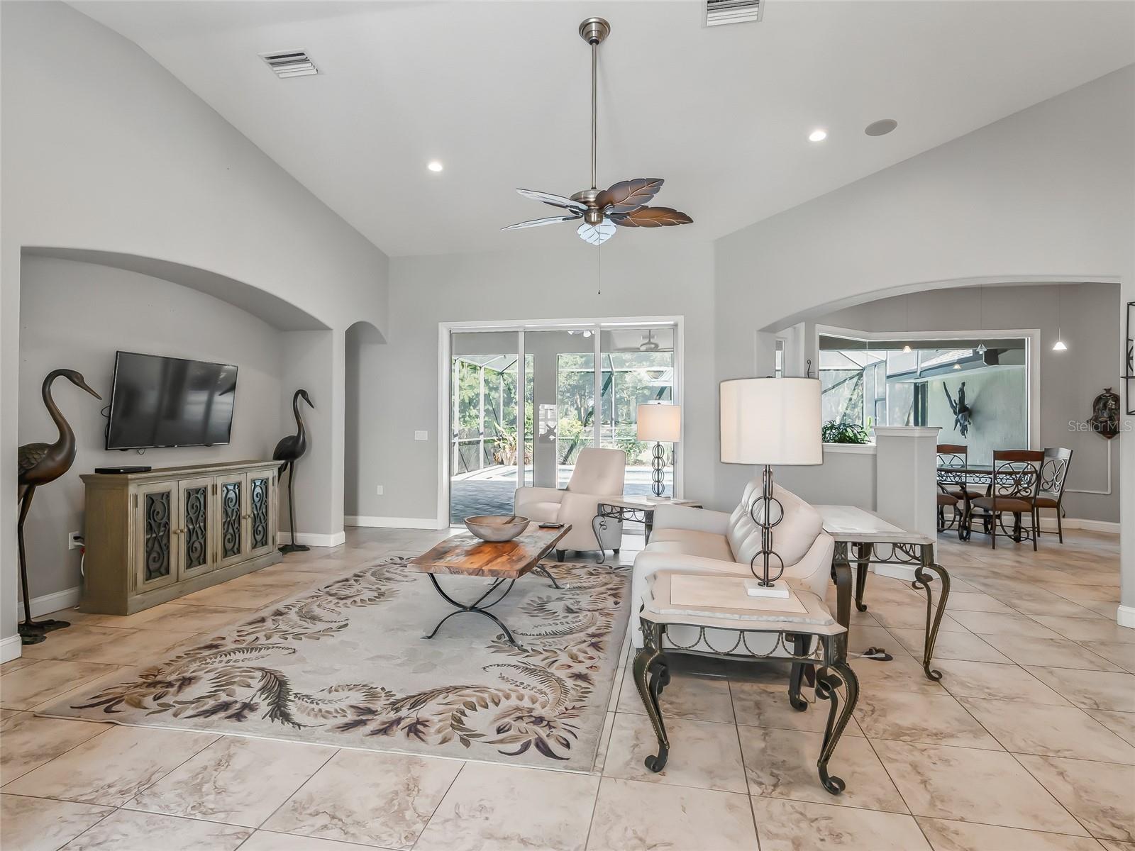 SADDLEBROOK EQUESTRIAN PARK - Residential