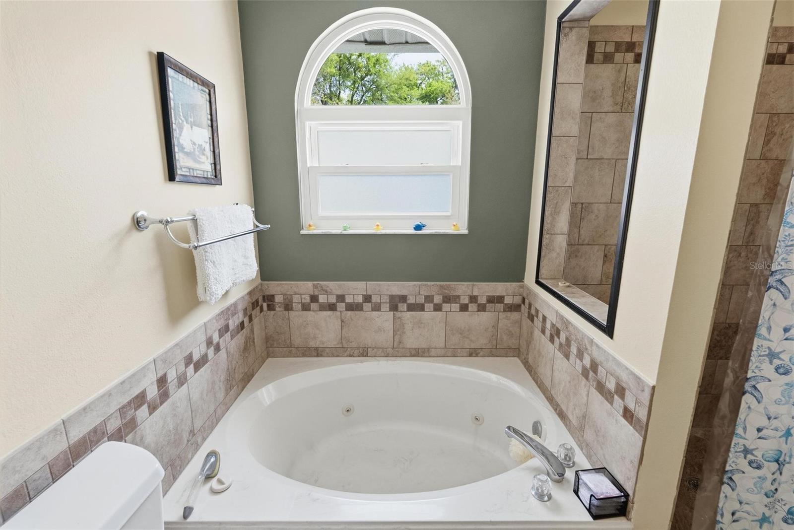 CENTURY WOODS - Residential