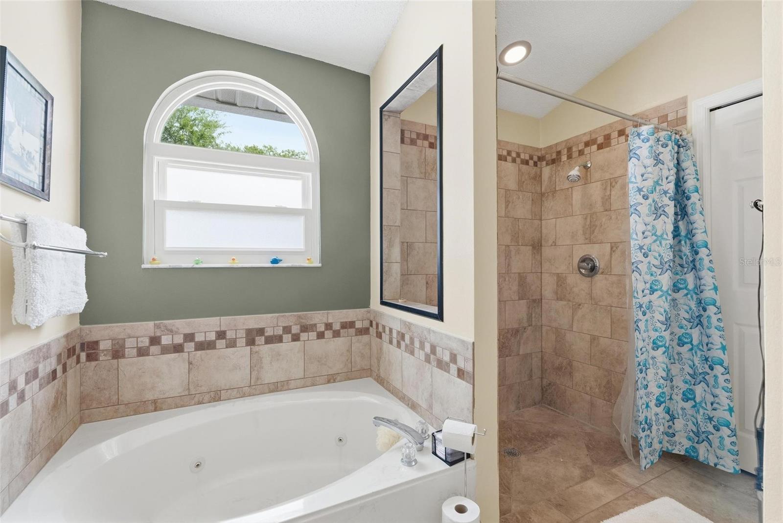 CENTURY WOODS - Residential