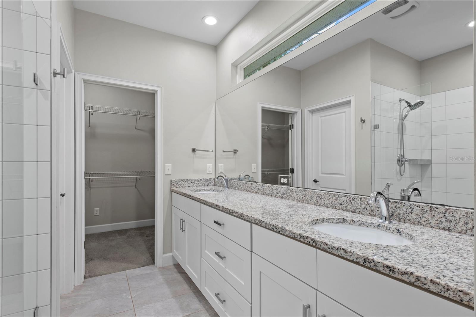 REPLAT SYLVANIA TERRACE - Residential