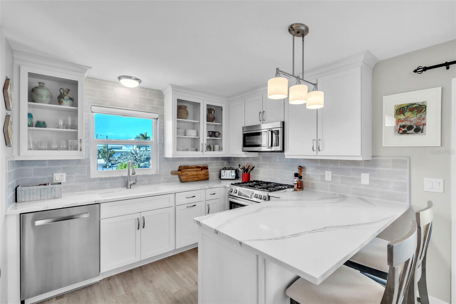 HOLMES BEACH 34TH UNIT - Residential