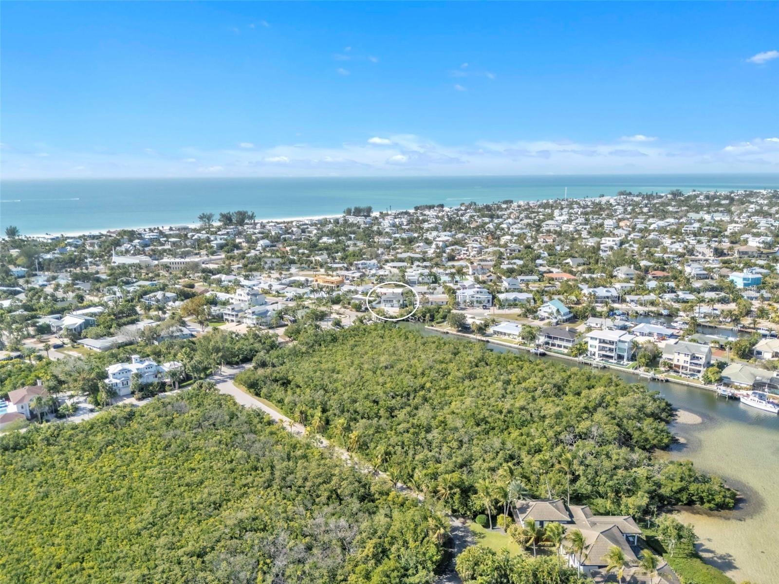 HOLMES BEACH 34TH UNIT - Residential