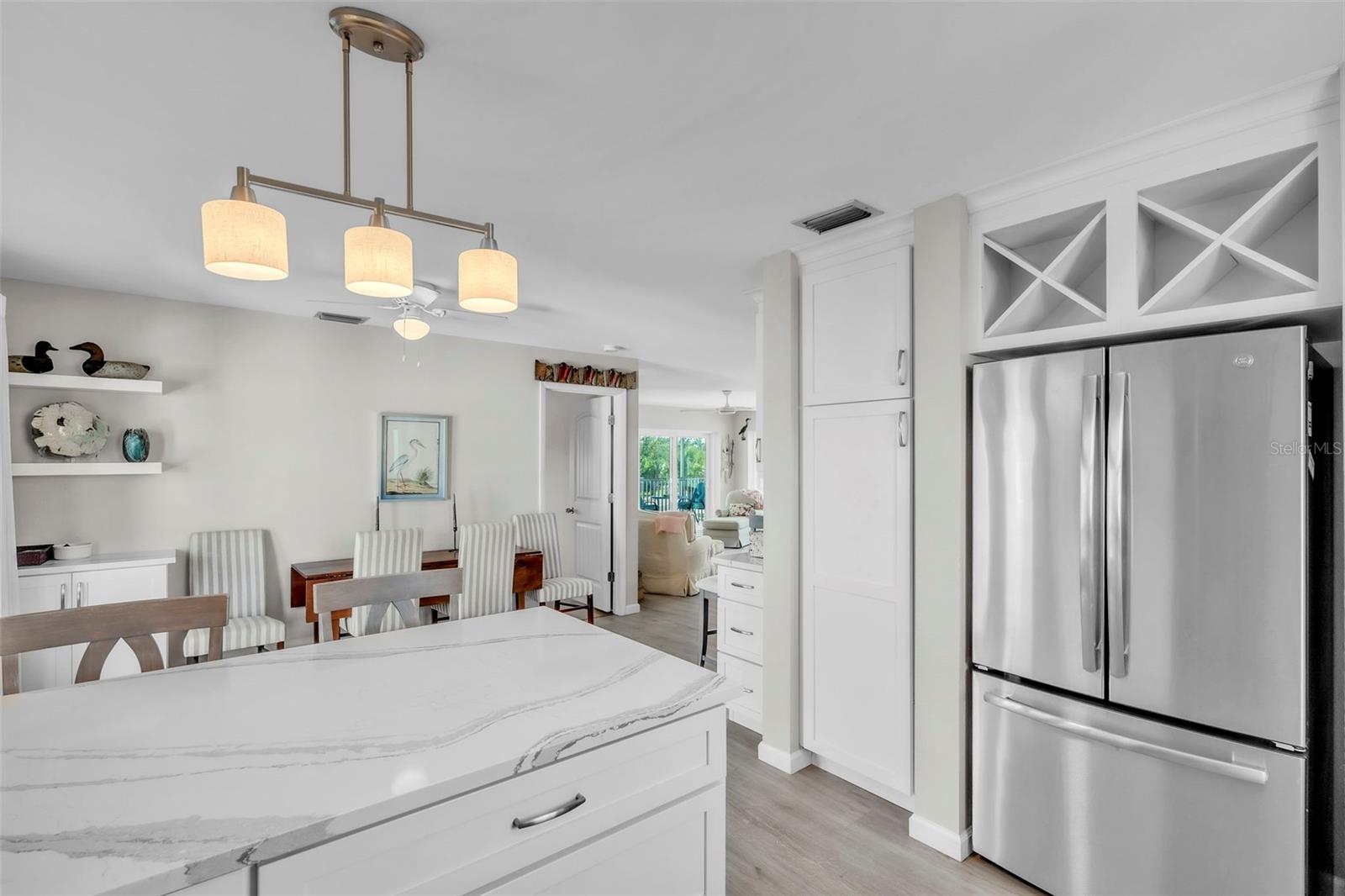 HOLMES BEACH 34TH UNIT - Residential