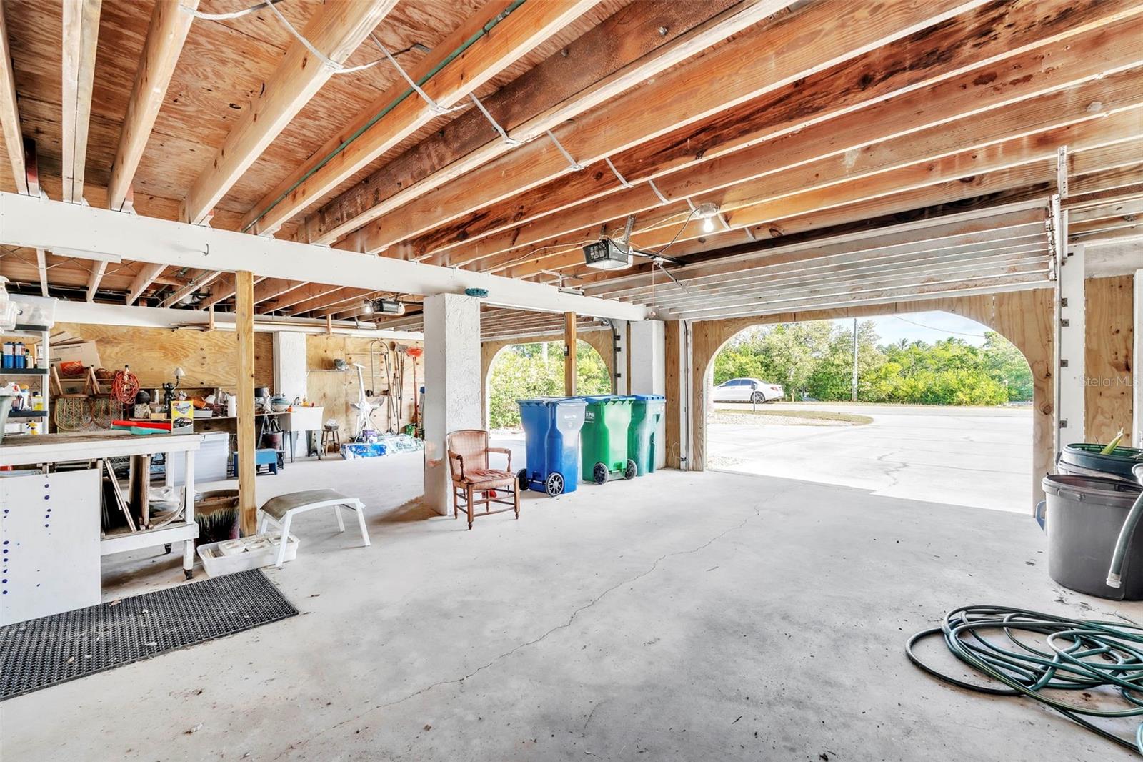 HOLMES BEACH 34TH UNIT - Residential