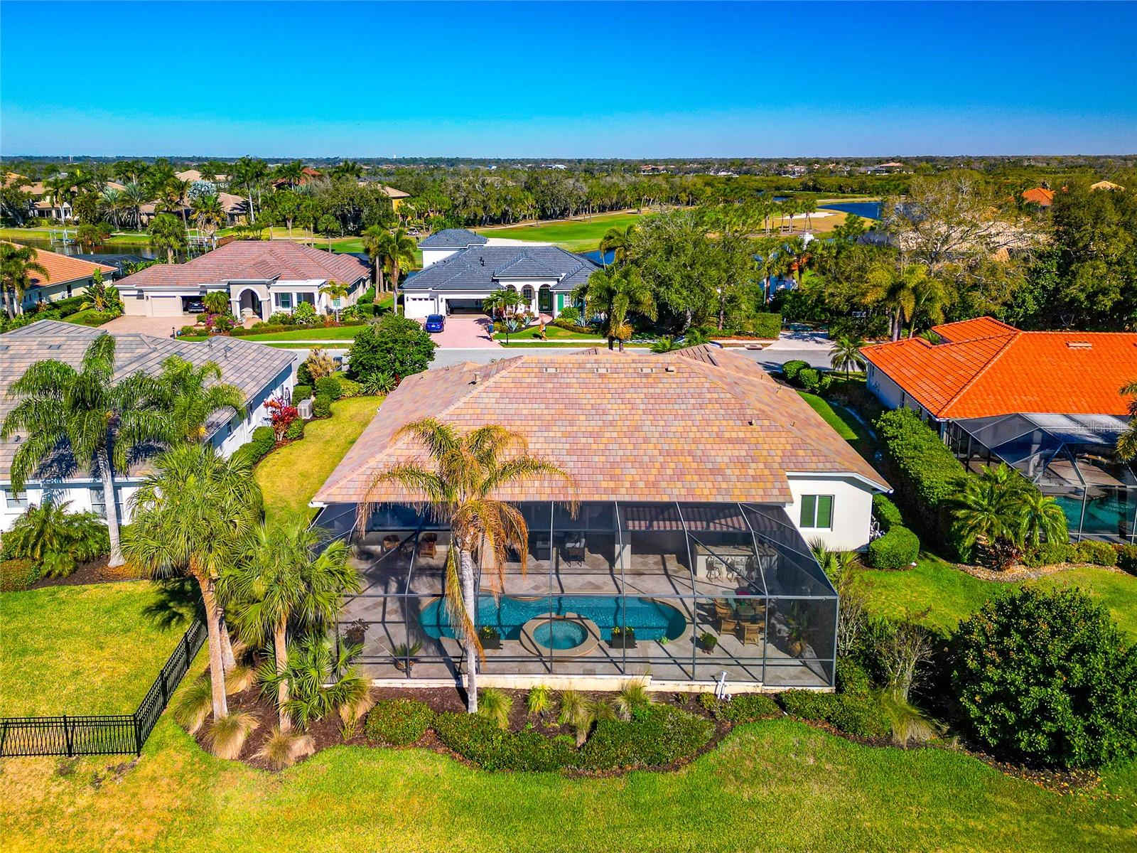 WATERLEFE GOLF & RIVER CLUB - Residential