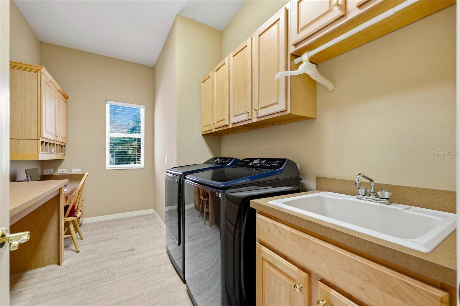RIVER CLUB SOUTH - Residential