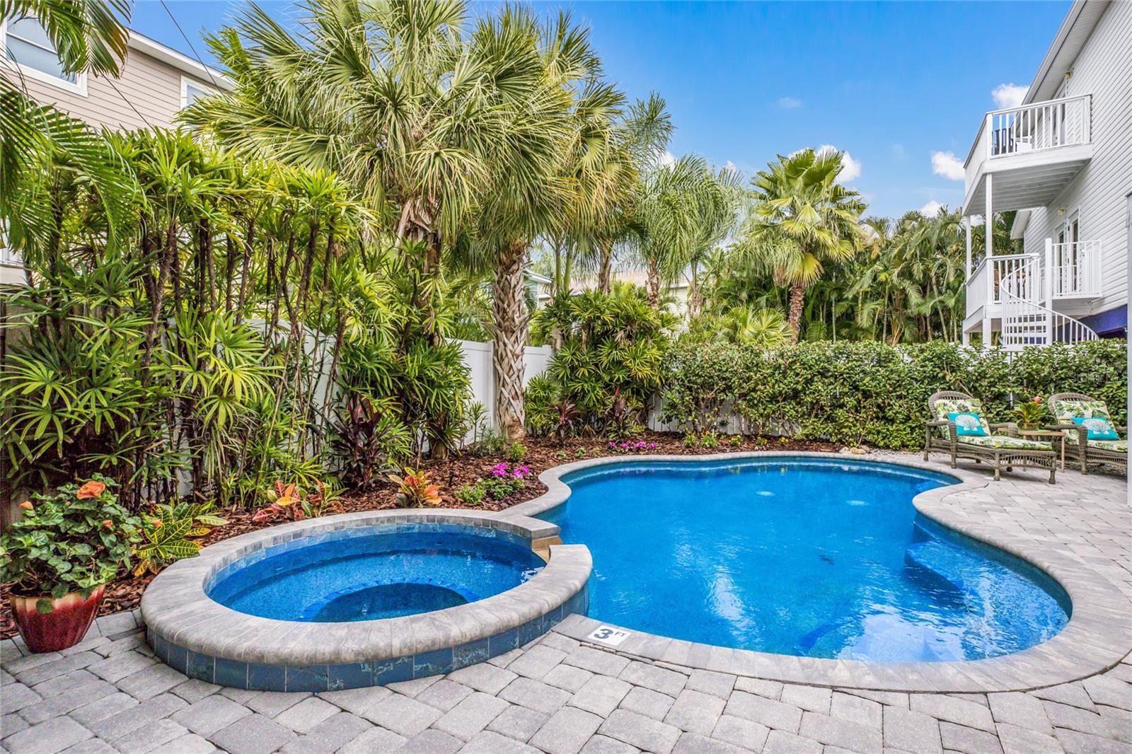 HOLMES BEACH - Residential