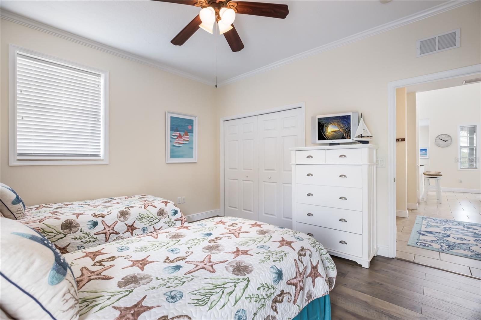 HOLMES BEACH - Residential