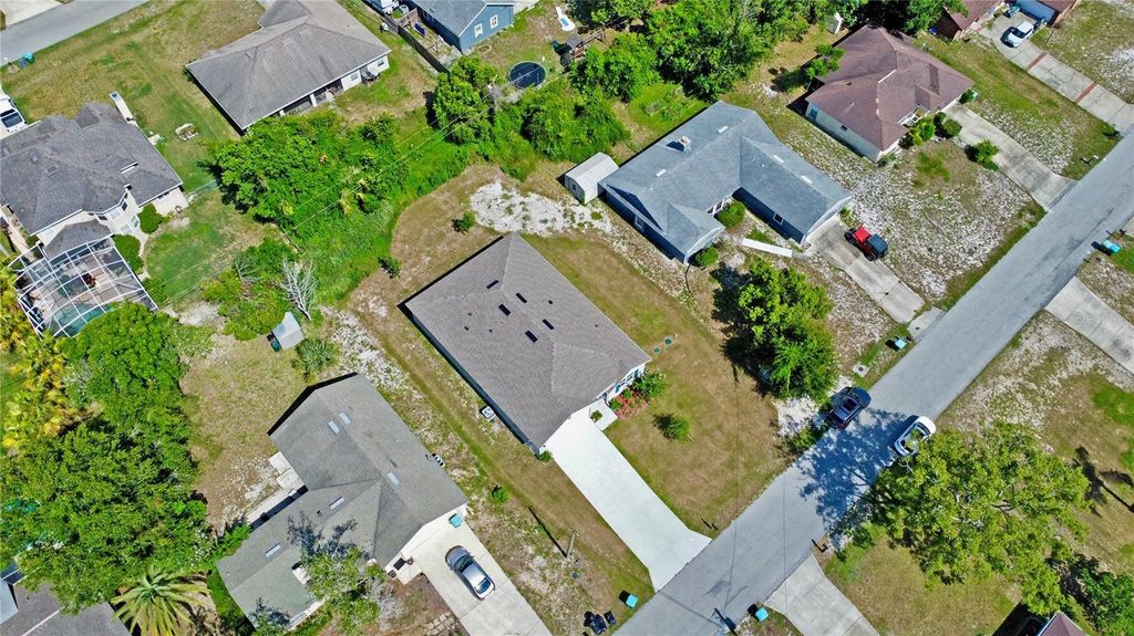 Photo of 2033 E Gloria Drive, Deltona, FL 32725 (MLS # O6409112)