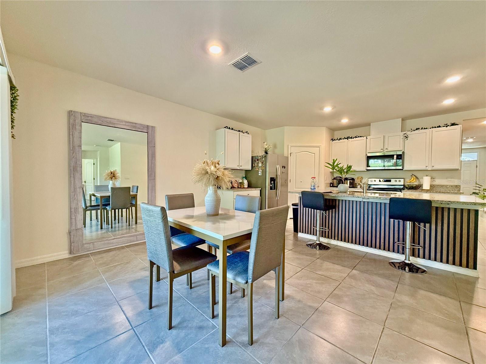 DELTONA LAKES UNIT 04 - Residential