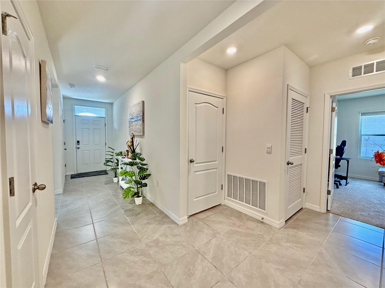 DELTONA LAKES UNIT 04 - Residential