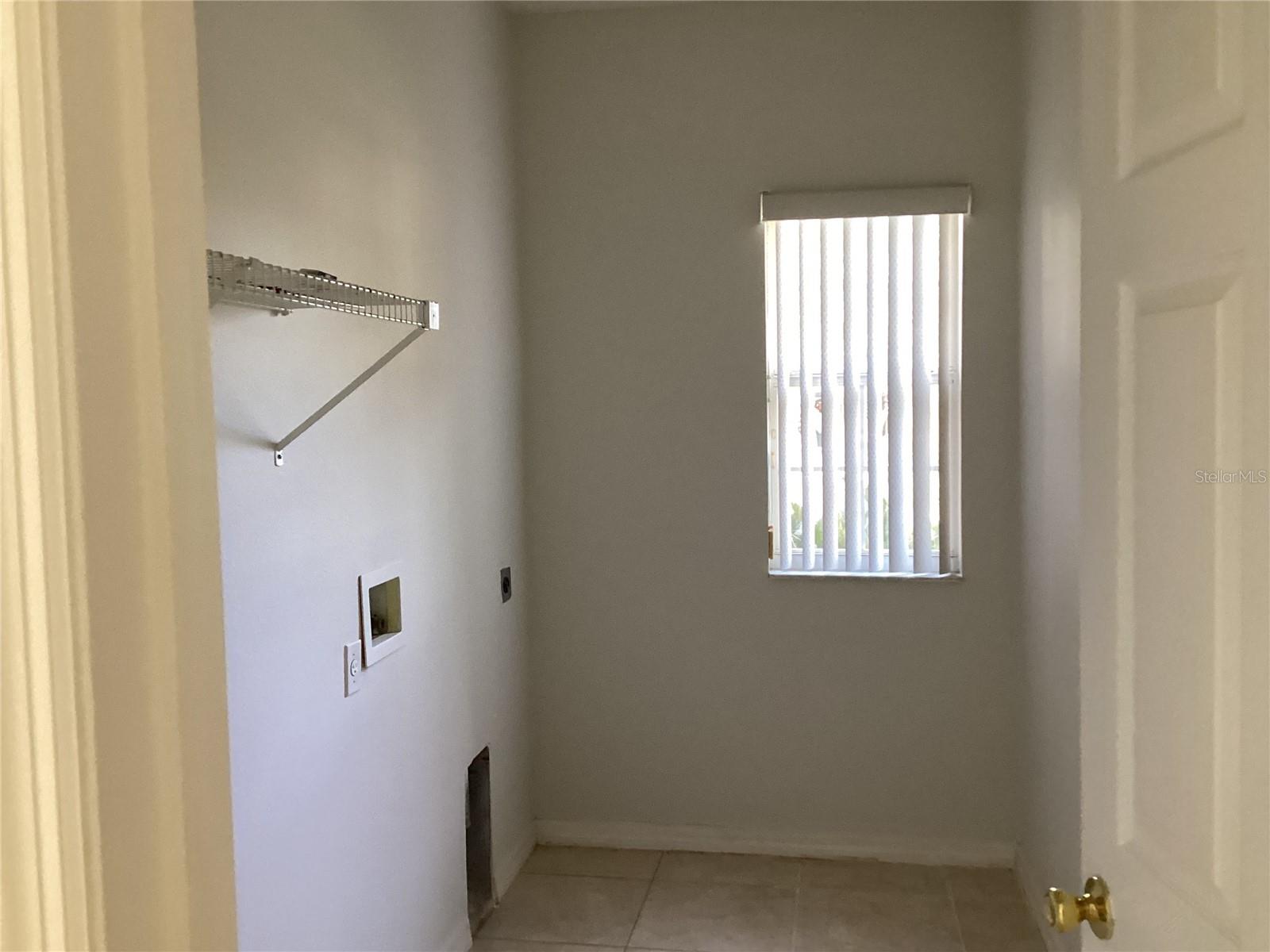 BELLALAGO - Residential Lease