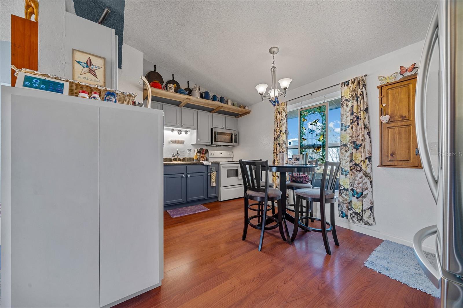 THE MEADOWS UNREC SUB - Residential