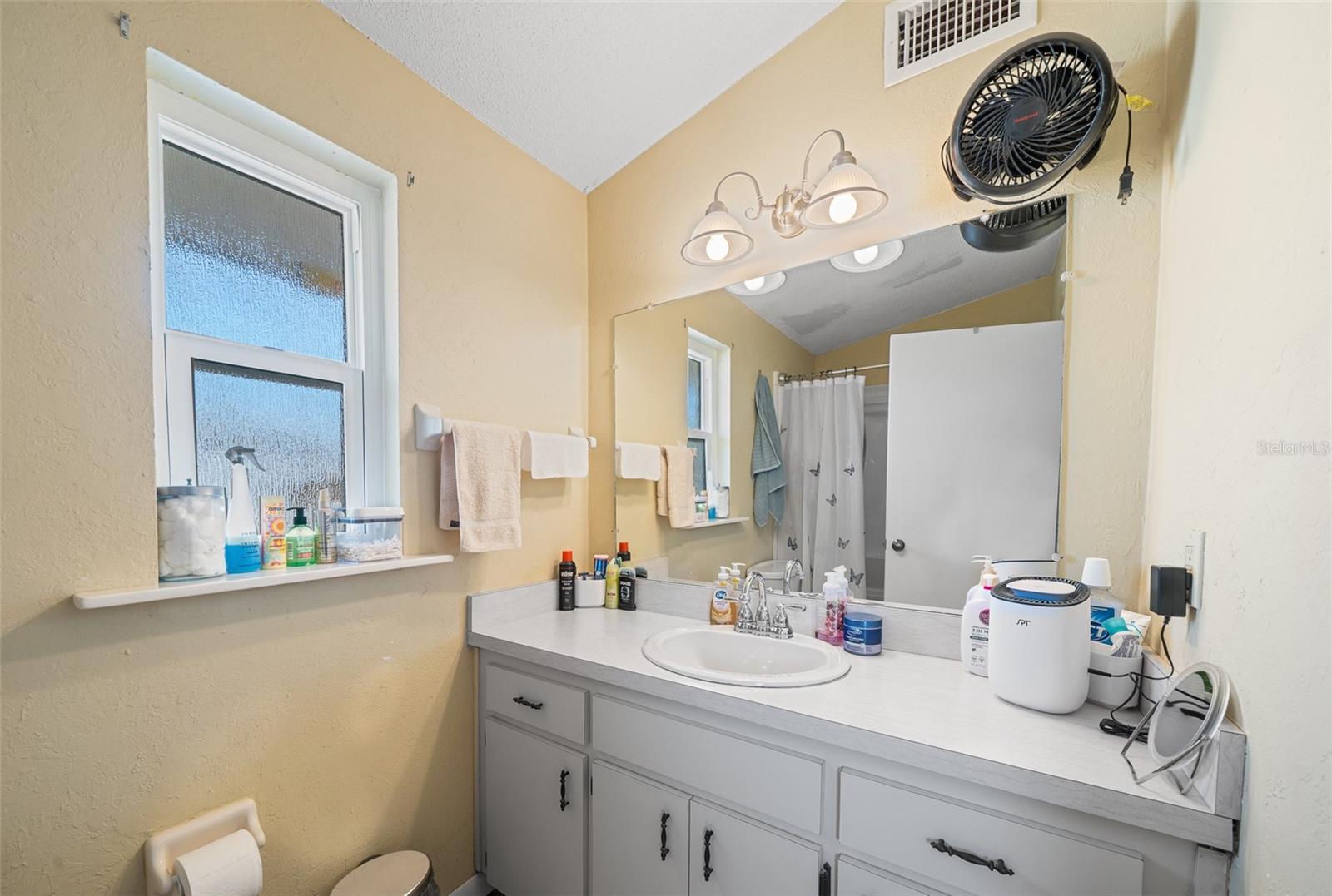 THE MEADOWS UNREC SUB - Residential