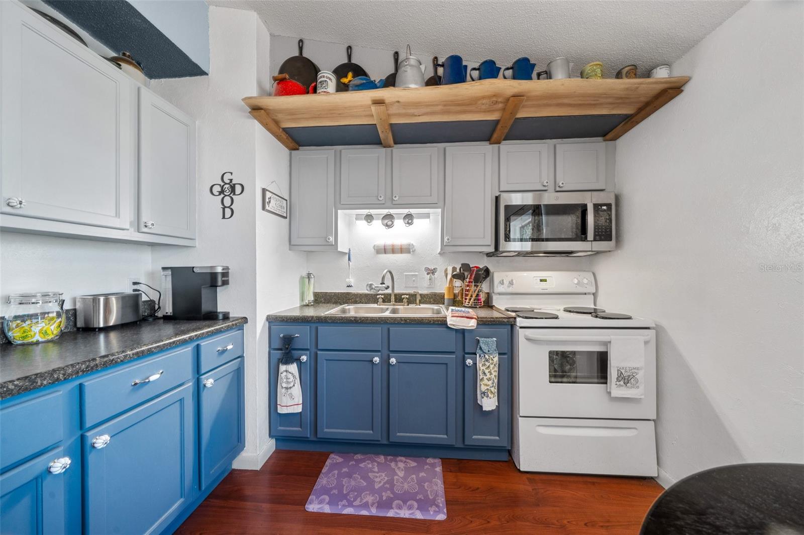 THE MEADOWS UNREC SUB - Residential