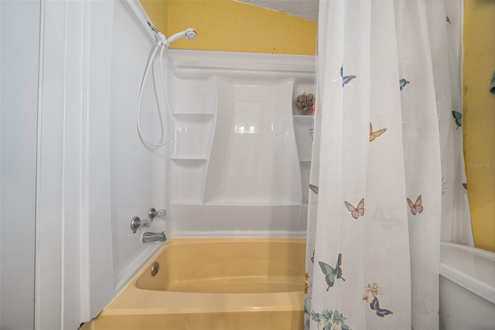 THE MEADOWS UNREC SUB - Residential