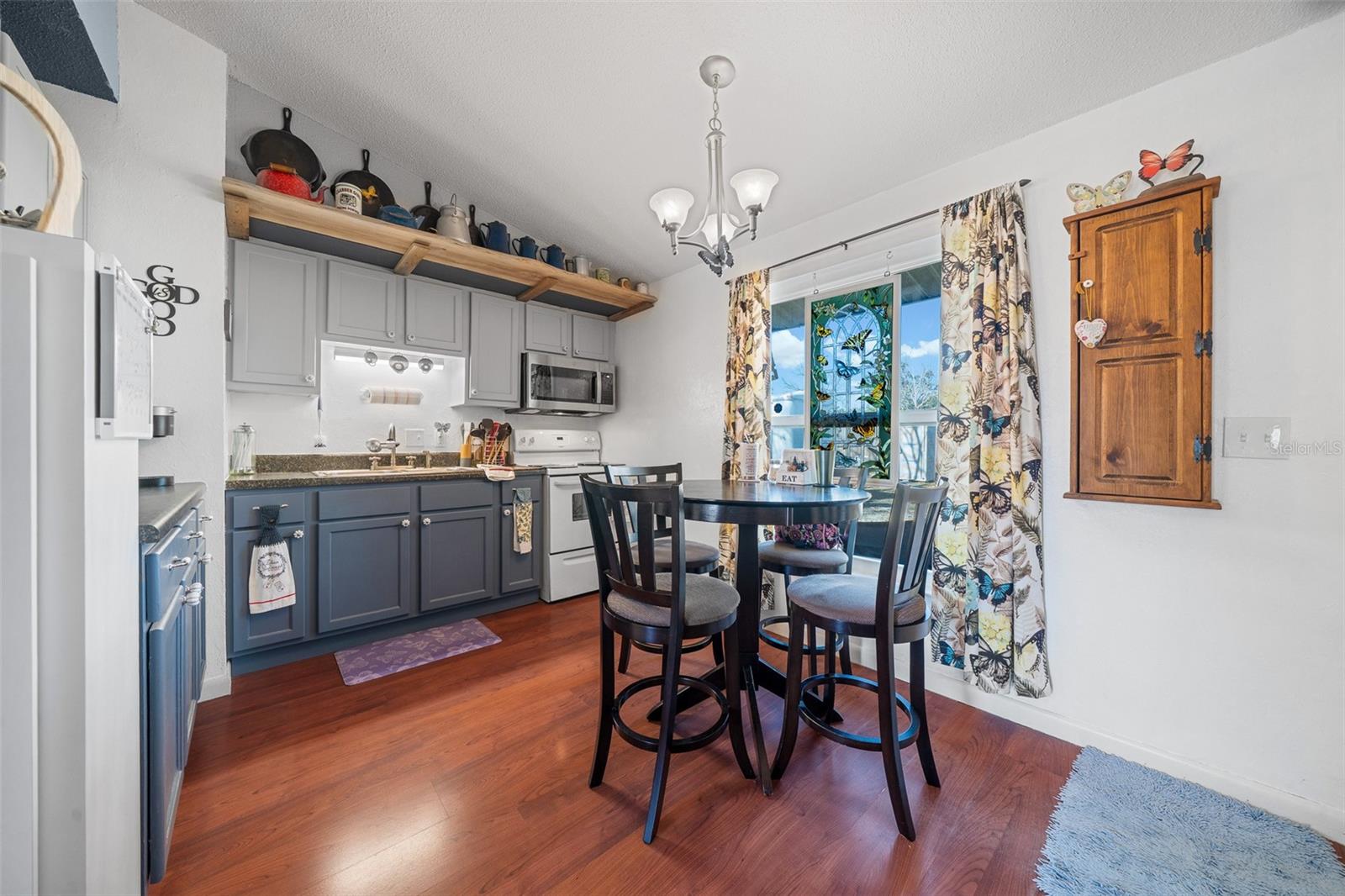 THE MEADOWS UNREC SUB - Residential