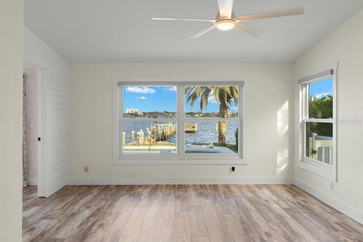 CAMEO POINT UNIT 02 - Residential