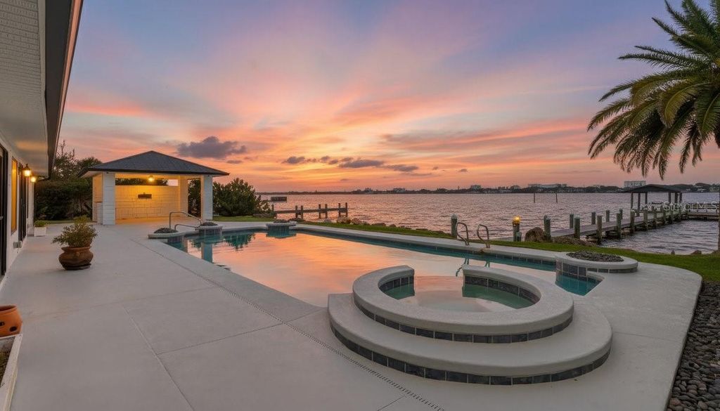 Photo of 22 Tiffany Circle, Ormond Beach, FL 32174 (MLS # V4947106)