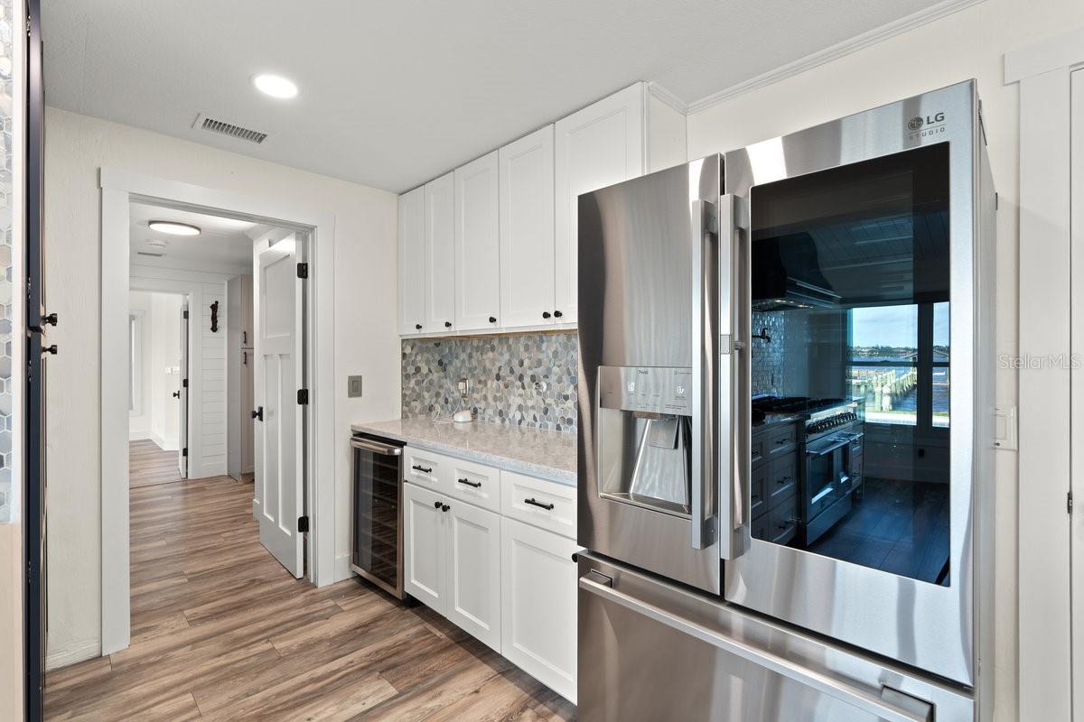 CAMEO POINT UNIT 02 - Residential