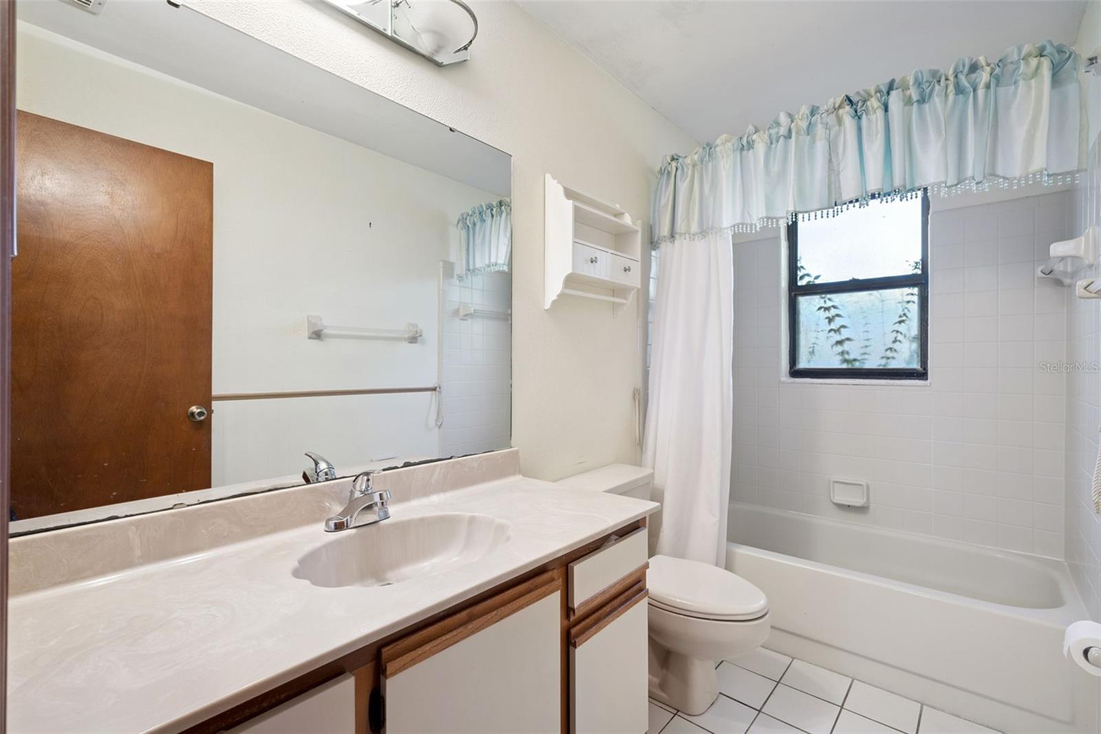 WINDSONG ESTATES - Residential