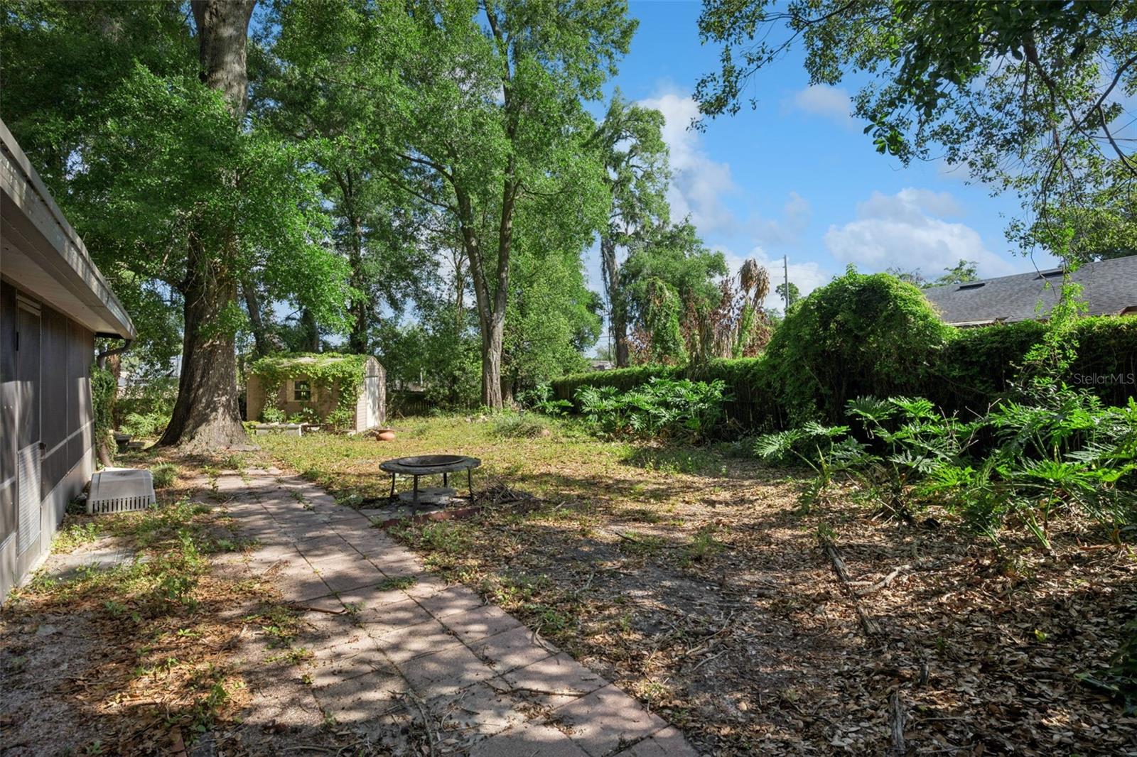 WINDSONG ESTATES - Residential