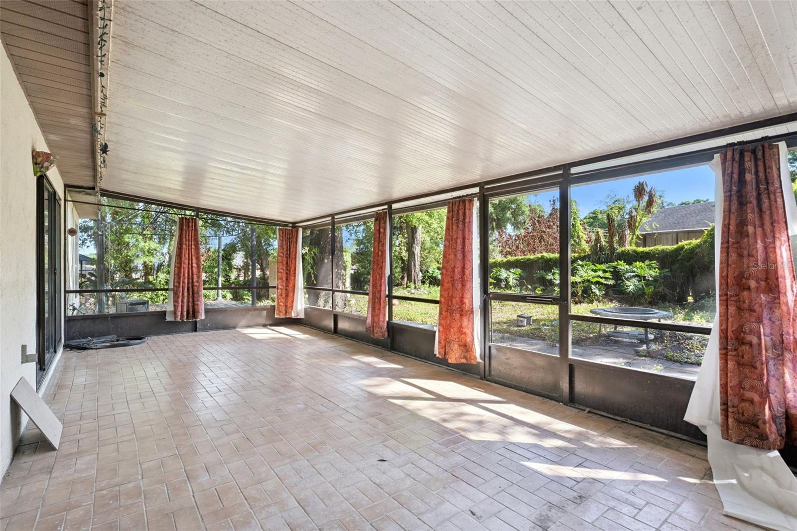 WINDSONG ESTATES - Residential