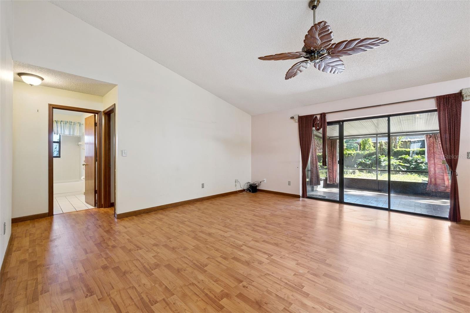 WINDSONG ESTATES - Residential