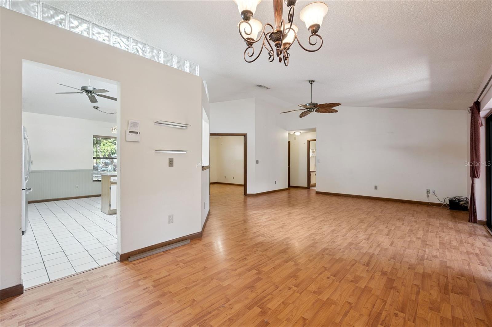 WINDSONG ESTATES - Residential