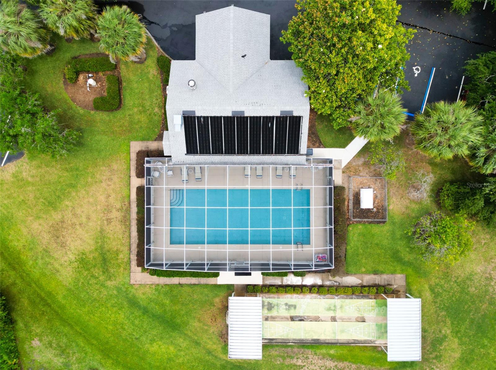 TAVARES LAKE SAUNDERS POINTE LT 01 - Residential