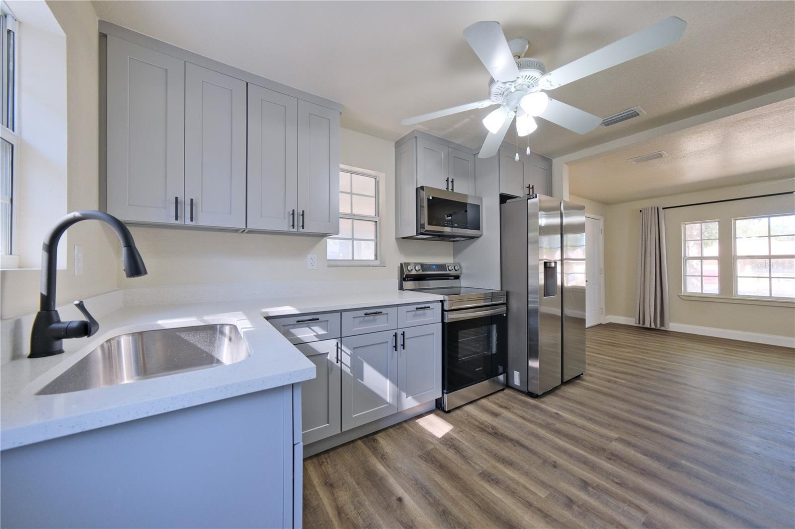 RAINBOW PARK 02 - Residential