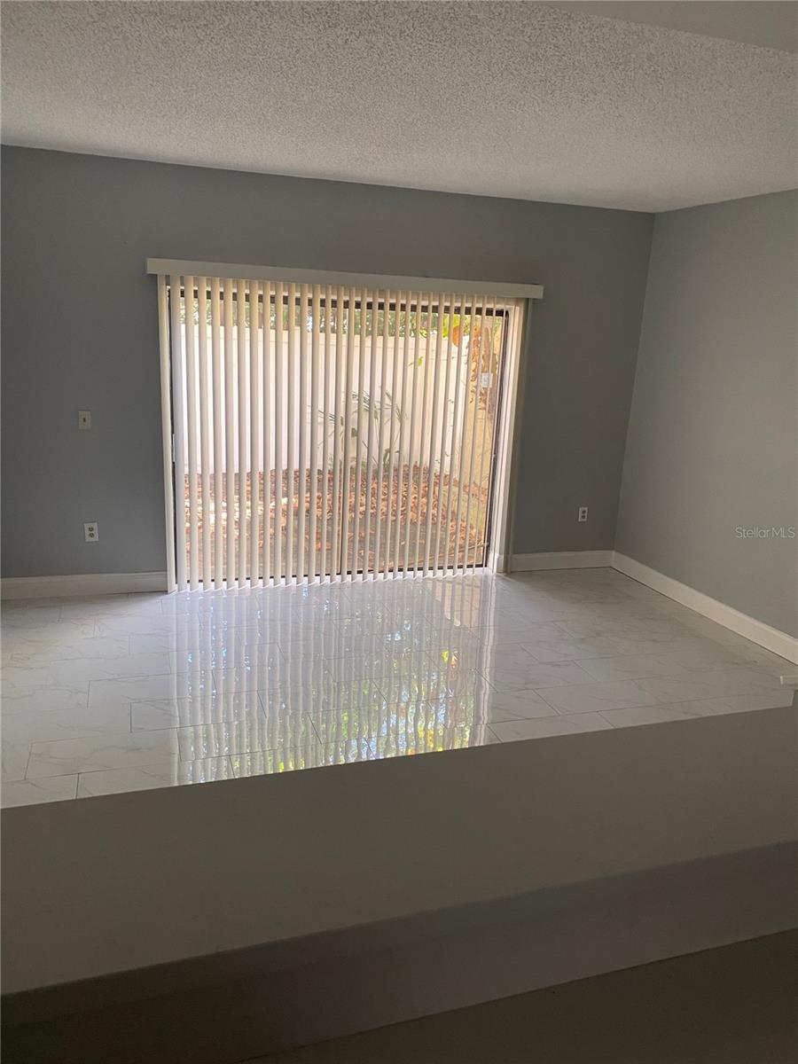 SUNBROOK CONDO PH 01 - Residential Lease