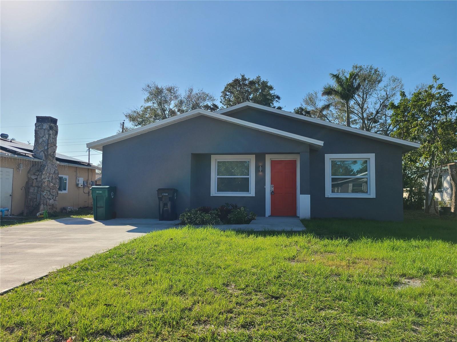 COMPLETELY RENOVATED. NON-DEED RESTRICTED 4 Bedroom 2 bath house near Emerson Point Preserve, Palmetto Public Boat Ramp, Marsh Harbour Marina and the Bradenton Yacht Club. Owners will be fencing in super-size back yard. Owners extended the driveway just for your convenience. No carpet, brand new stainless appliances. West Palmetto location is ideal. Easy access to Upper Manatee River, Terra Ceia Bay, I-275 and I -75. Lawn care and pest control are included in your rent. Pet is okay on a case-by-case basis with owner approval and non-refundable pet fee. Move in ready.