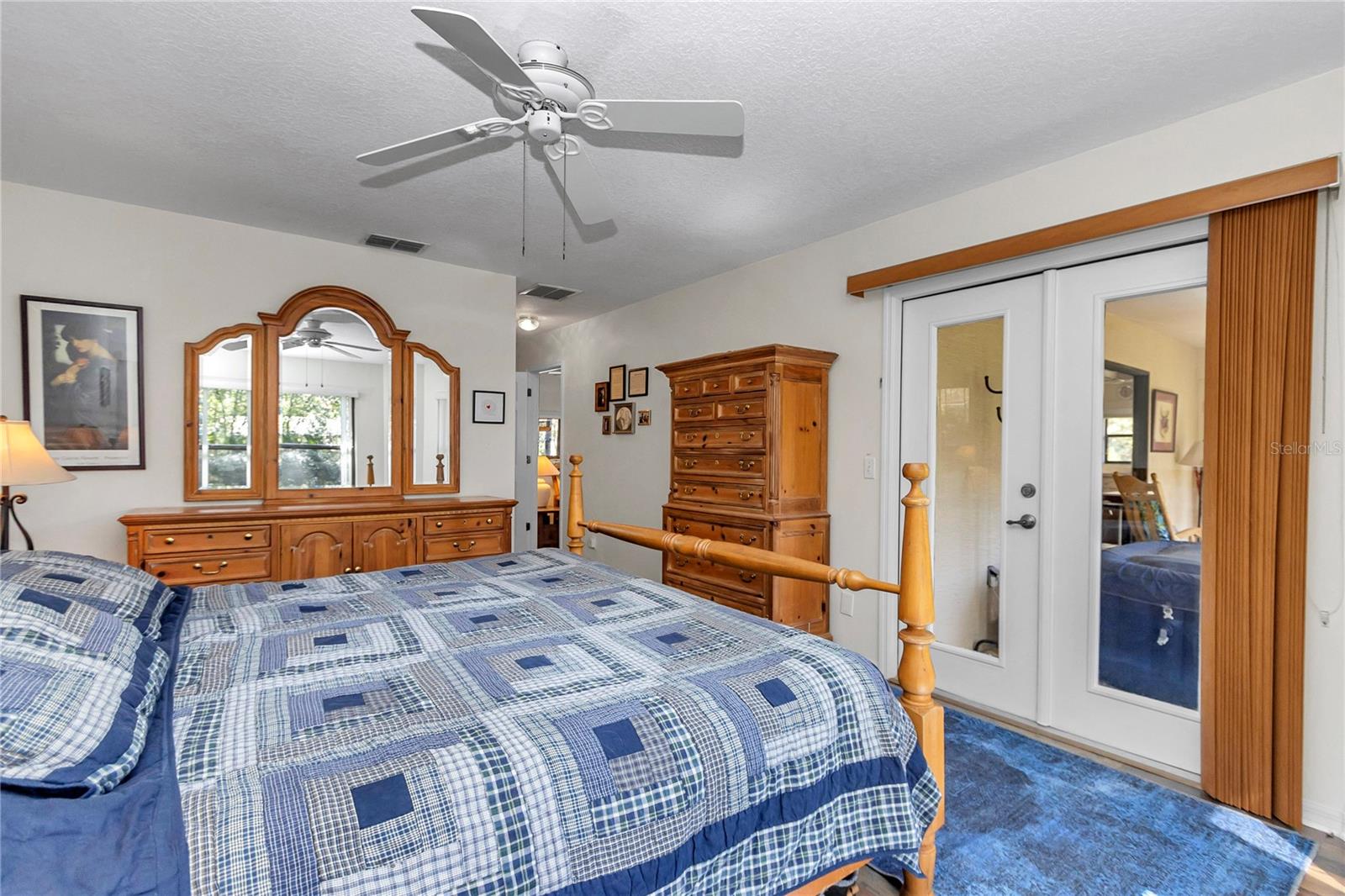 RAINBOW SPRINGS 5TH REPLAT - Residential