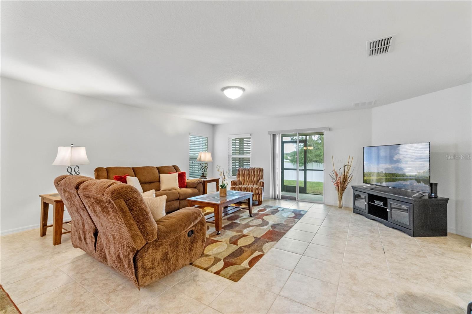 921 EMERALD GREEN COURT