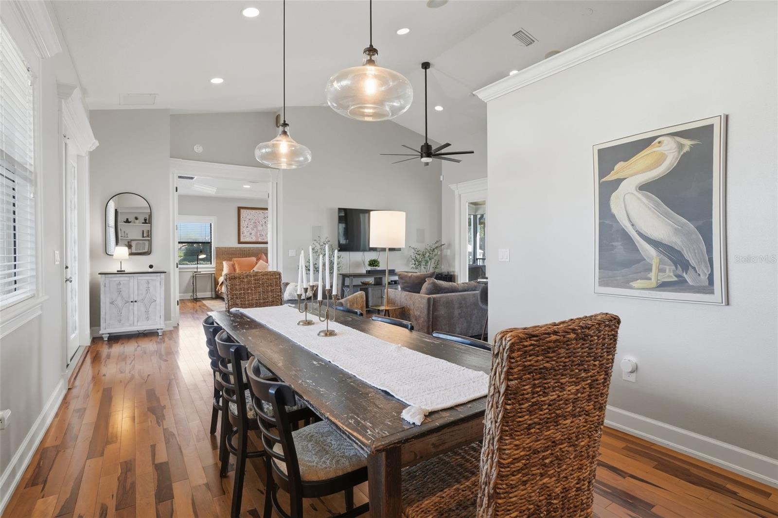 LAKE MILLS SHORES - Residential