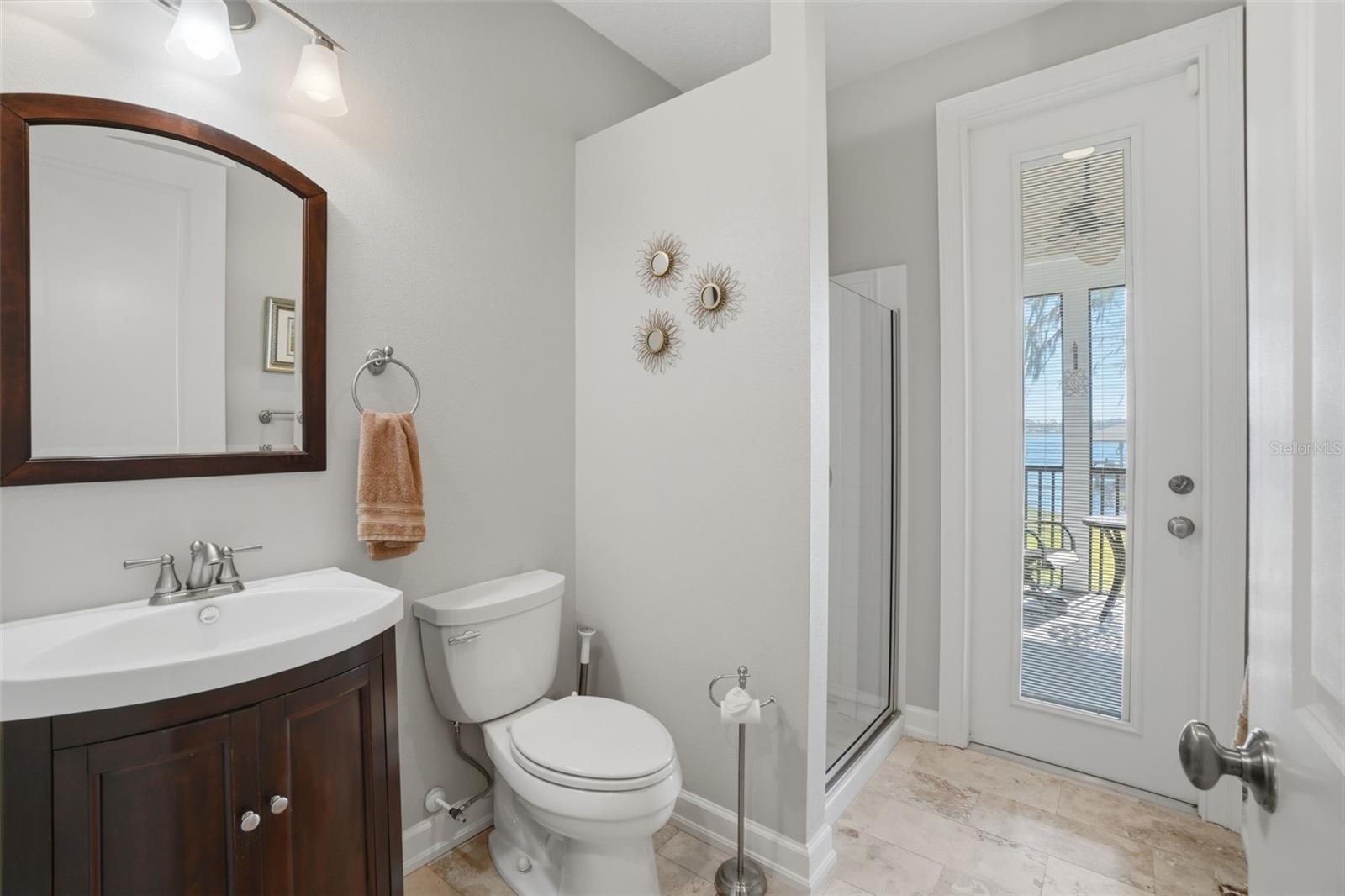 LAKE MILLS SHORES - Residential