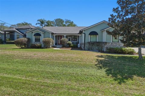 Photo of 834 Millshore Drive, Chuluota, FL 32766 (MLS # O6389855)