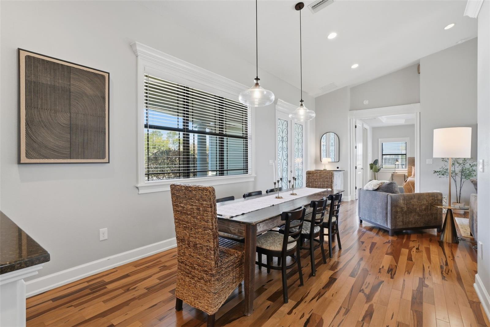 LAKE MILLS SHORES - Residential