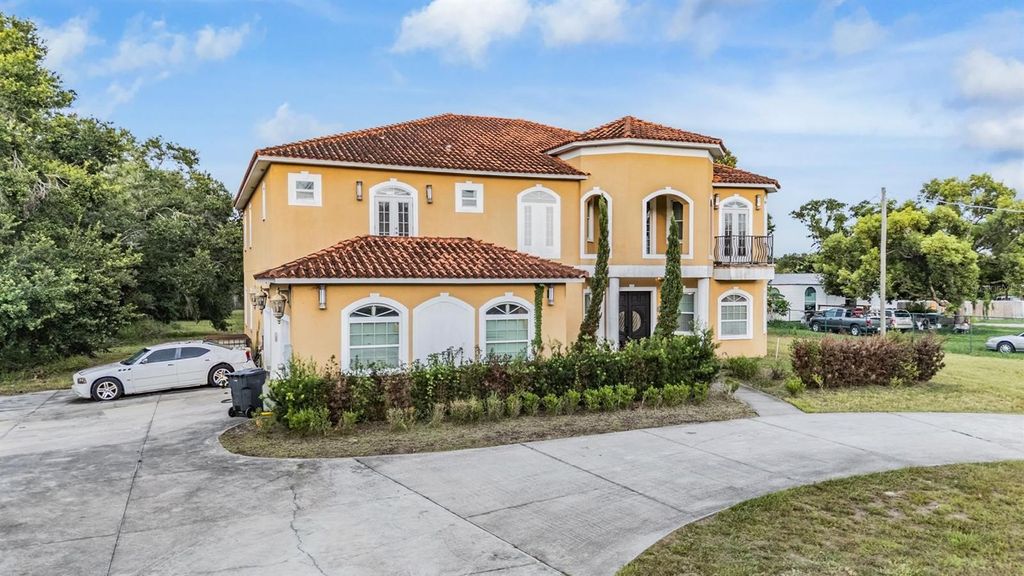 Photo of 11250 Mcmullen Road, Riverview, FL 33569 (MLS # TB8414282)