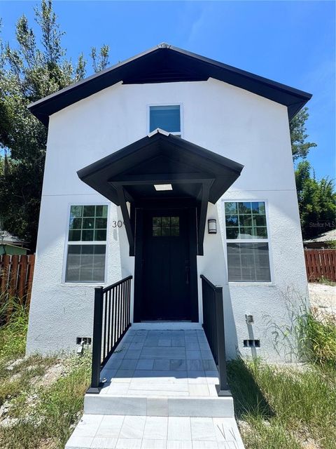 Photo of 309 E Woodward Avenue, Eustis, FL 32726 (MLS # O6415975)